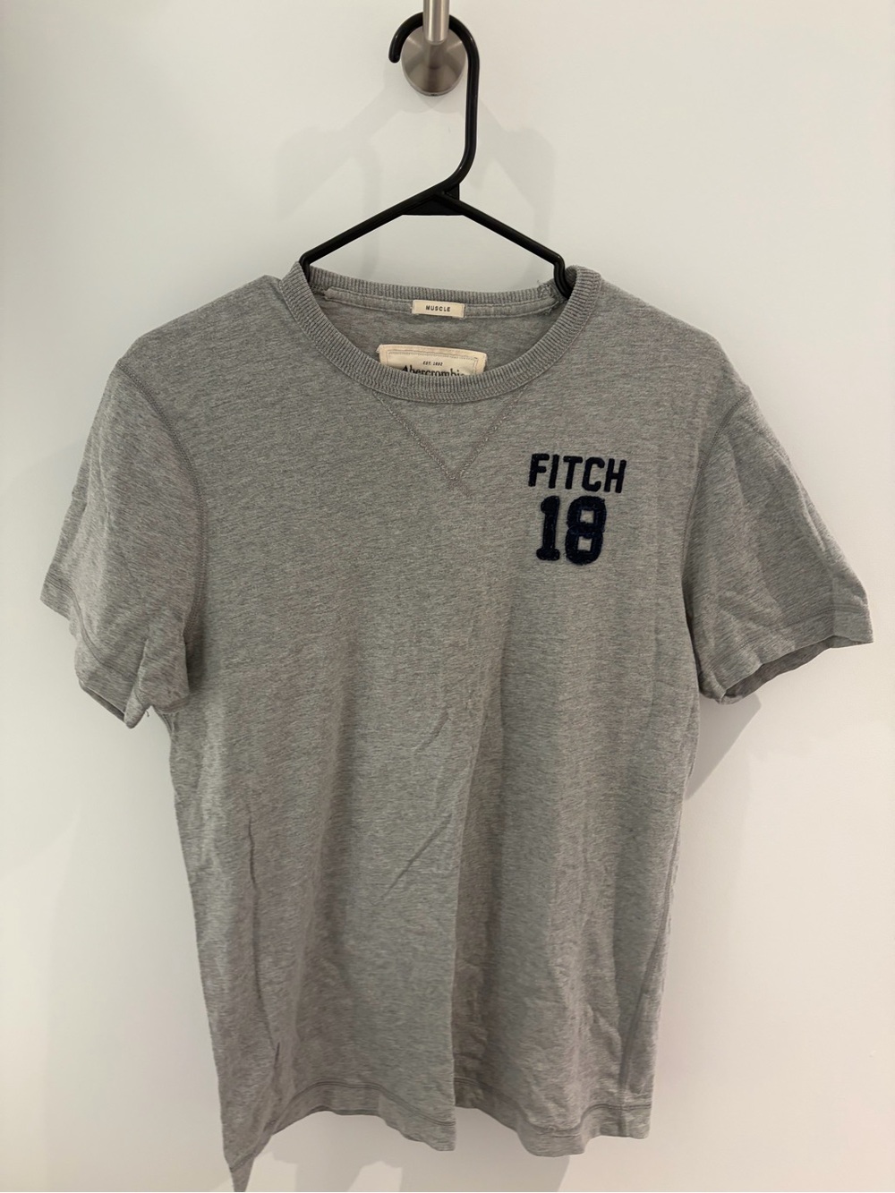 Abercrombie & Fitch Gray Short Sleeve Tee with Navy 'FITCH 18' Patch